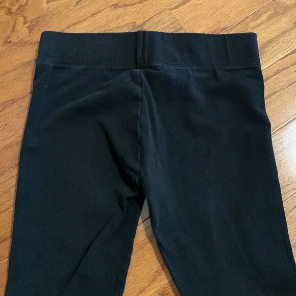Lou & Grey Size small black Capri leggings - Picture 2 of 5